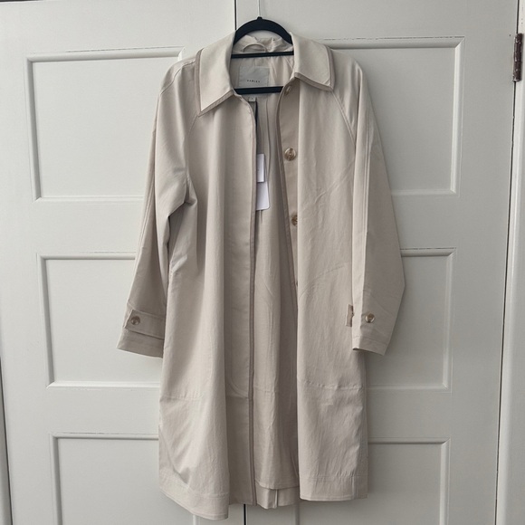 Varley Stamford Car Coat NWT Size Small - Picture 3 of 8